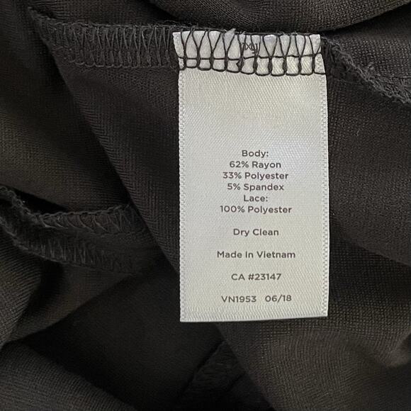 Talbots Embroidered Lace Sheath Knee Length Dress Size 8 Black 3/4 Sleeve Career - Picture 7 of 7